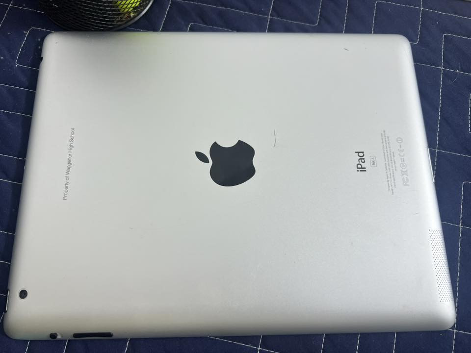 ايباد ذاكره 32, سعر 50 الف بي مجال 

***********
