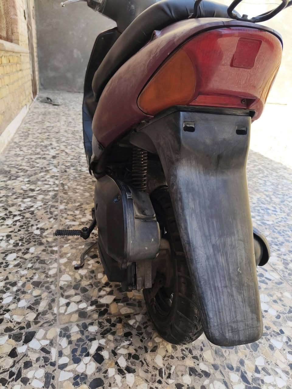 رياضي للبيع 
مفتوحه بوشه وبستم فقط
الكفرات جاردات سلف هندر شغال 
كهربائيات شغاله
150 قفلهاااا 
*********** المجر الكبير

