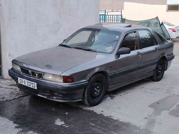 السلام عليكم
للبيع كلنت موديل 91

 رقم كربلاء مشروع وطني  شرط التحويل 

مكينه  شرط لاصرف ولا بخار 

كير بلشرط مشط جديد

بريك  ودسكات وعنابير جدد

كهربيات كله شغال بشرط سياره كلش ناعه وحلوه 

السعر 42 مكاني كلار + جلولاء 

تفاصيل اكثر اتصل ***********
