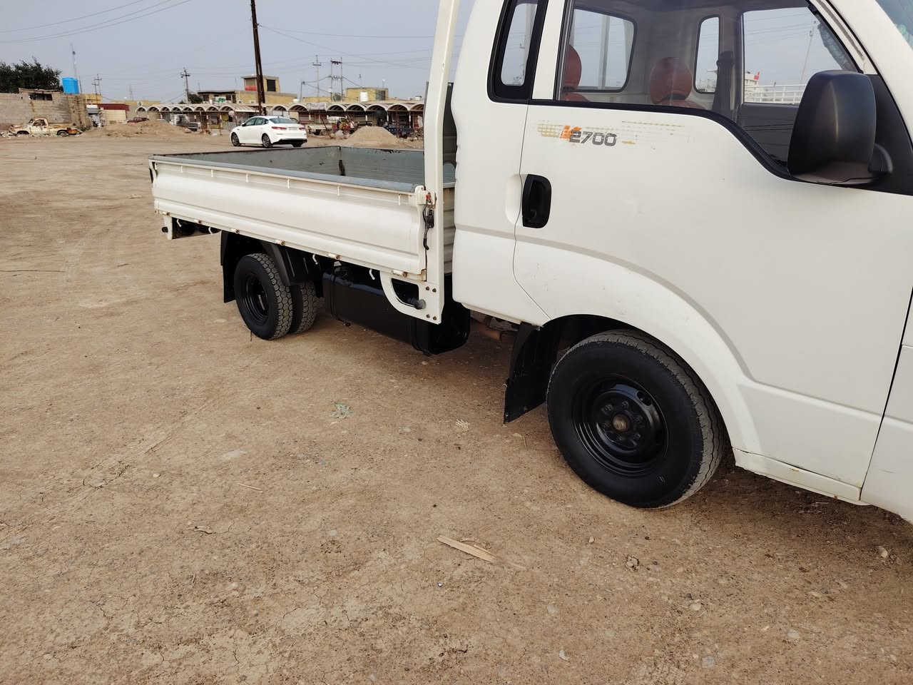 سلام عليكم
سياره كيا للبيع موديل 2015  رقم واسط سياره نضيفه خير من الله السعر 110 مكان السياره (الكوت شيخ سعد)  وبيه مجال بسيط 
***********
