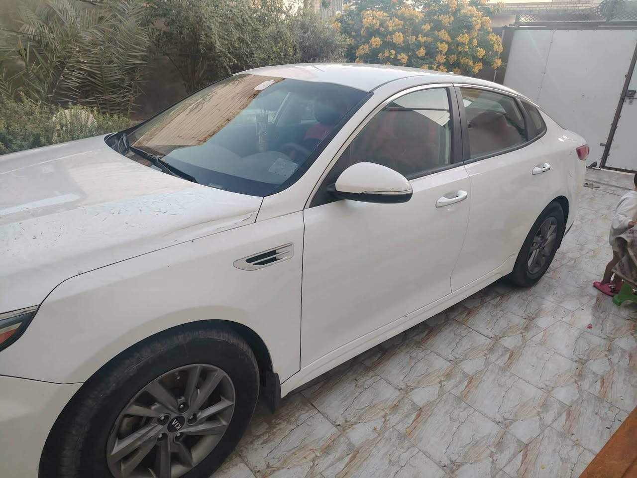 يالله اللهم صل ع محمد وال محمد كيااوبتيما موديل 2020 حرة ذ ي قار باسمي وارد امريكي  بيه 3قطع تبديل اصلي مابيه دواخل  المكينة ٢٤٠٠  تخم تاير حداديه جاهزه الخير  لاتنقيص ولاتبخير مواصفات       السيارة مثبت سرعة مانع انزلاق نقطة عمياء اشارة بالمريا حساس امامي حساس خلفي كامرة دوارة مع الاستيرن عنوان السيارة الناصرية  سياره بس الي يدور جديد يخابر  استخدام شخصي ماشيه 100
رقم الهاتف *********** 
السعر 145 وبيها مجال للشراي
مكلف بالنشر
