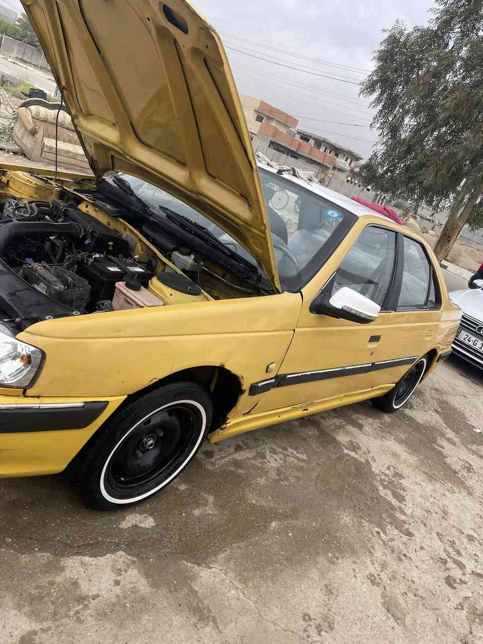 سلام عليكم بيجو بارص موديل 2012 سياره بيه ضربه بل جاملغ ل يمنه سياره جاهزه كير محرك صدر تخم تاير خط ابيض داخل جديد كهربائيات كله شغله اي نقص مابيه باتري جديد ناينمو راديترات جديده مال تبريد و مال ل محرك تبريد نقص بس غاز لن شته و ما شحنته غاز سياره جاهزه فقط بس ل كشر مالته شوفت عينك تجي و تشوف بعينك سياره سعر ب 32 و بيه مجال  عليه هيه و غرمات تستلم مصفره سياره رقمه بغداد دولي ل مكان وره ل بوابه مال الحسينه قرب جديده شط رقم ***********
