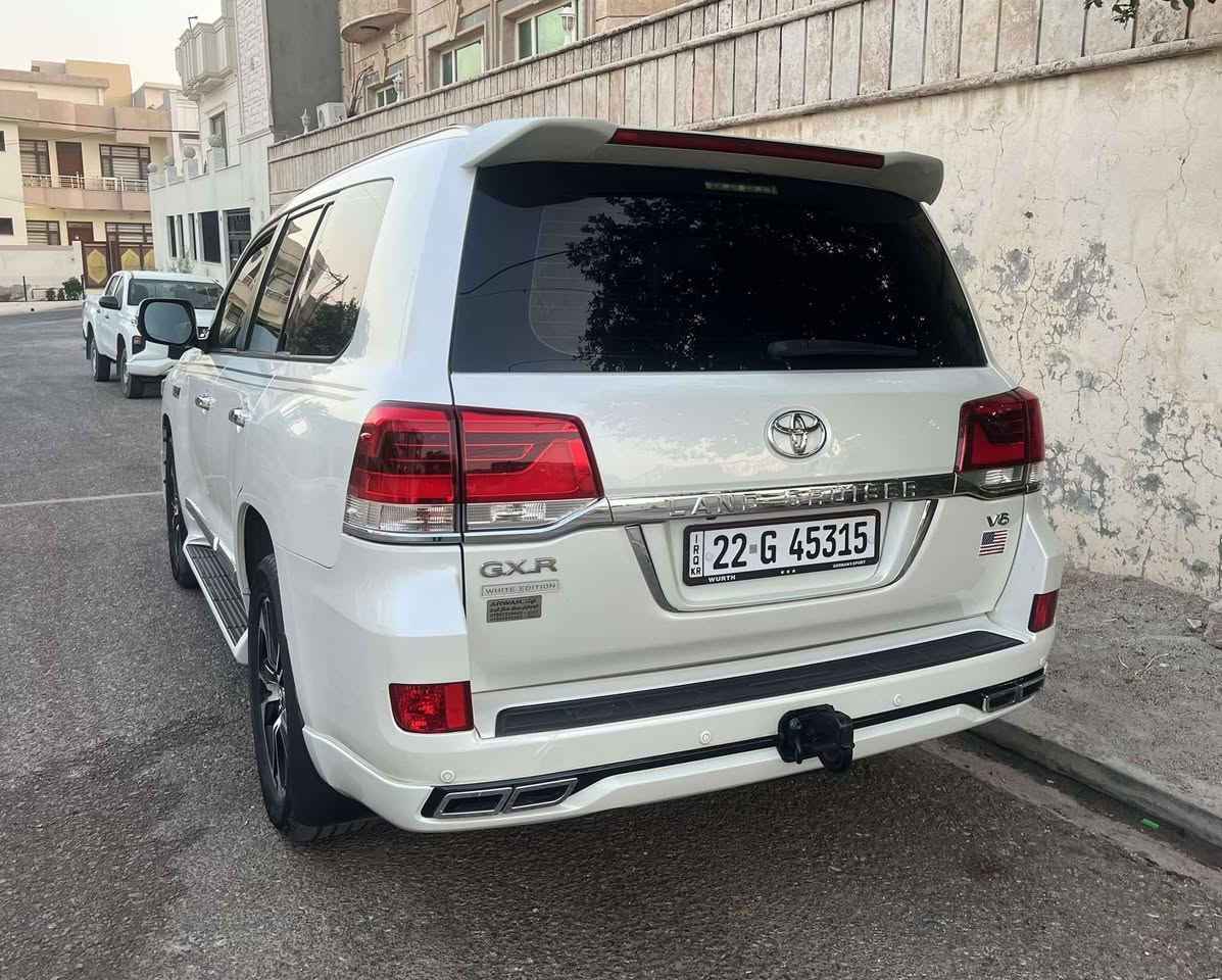 تویتا لادکروزر 2017
فول فول مواسەفات 
140 هەزار حەقیقی ڕۆشتوە 
سەیارەکە شەریکە جیهان وایت ایدشنە 
سەیارەکە یەک دەیتە هی مەعرەز نیە
بە ناوێ خۆمانە 
5 پەنچە pdr ی هەیە 
سەنەوی نوێیە 
8 ایرباک 
سەیارەکە شەغالە 
شوێن ئاکرێ 
سعری 485 گەڵا کەمێک مەجال


**إذا كنت صاحب هذا الإعلان وتريد حذفه لأي سبب، رجاءا أرسل رسالة إلى الدعم الفني**