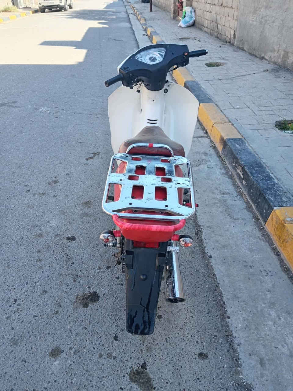 السلام عليكم ماطور سرفيز للبيع شغال كامل محرك ناعم فول السعر 400وبي مجال ***********
