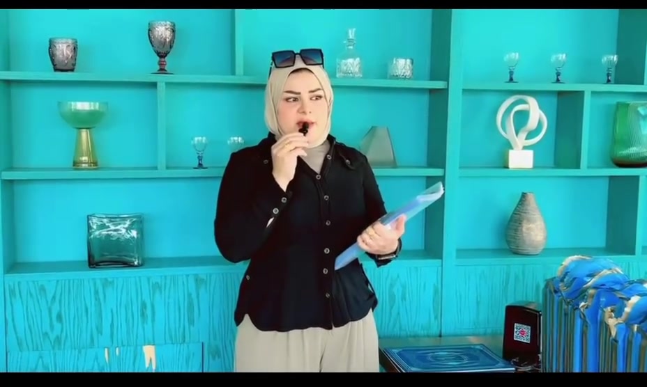 تخرج دفعة اسود الرافدين 🦁🎓
ألقت الست ميس كلمةً عبّرت فيها عن فخرها واعتزازها بتفوق تلاميذنا الأعزاء، مشيدةً بجهودهم ومثابرتهم طوال العام الدراسي، ومؤكدةً أن النجاح هو ثمرة الاجتهاد والتعاون بين التلاميذ وأولياء الأمور والكادر التعليمي.
 كما قام المدير التربوي الأستاذ علي محسن  بتكريم التلاميذ المتفوقين تقديرًا لإنجازاتهم المتميزة، متمنيًا لهم المزيد من النجاح والتألق في مسيرتهم العلمية. 🩵🏆

#العام_الدراسي_2025_2026 
#مدرسة_الرواد_الابتدائية_الاهلية

📍الزعفرانية _المعلمين الثانيه 🏫
للاستفسار والتسجيل اتصل على رقم 
📞*********** ‎
