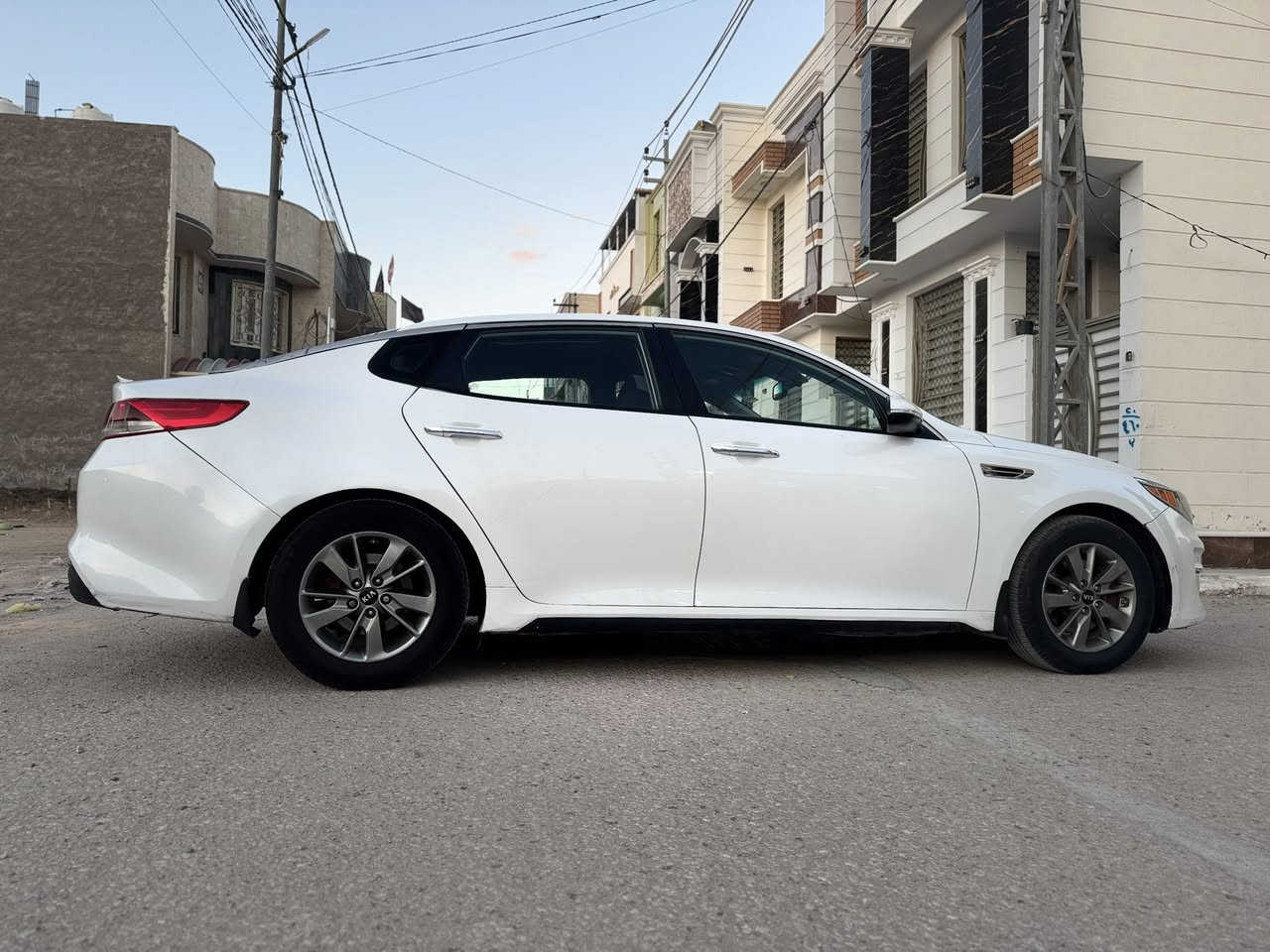 كيا اوبتيما 2016 وارد امريكي كلين بدون حادث ليبل واحد رقم بغداد  السعر 109$
السياره بيه كم قطعة صبغ اثر شخوط وجراد يعني للجماله مابيه قطرة معجون السياره جاهزه للاخير مابيه نقص برغي السعر 109 وبيه مجال بسيط حك الجيه اخيكم لحد يخابرني ويكلي بشده ما ابيع لاتعب نفسك وتخابر  
***********
