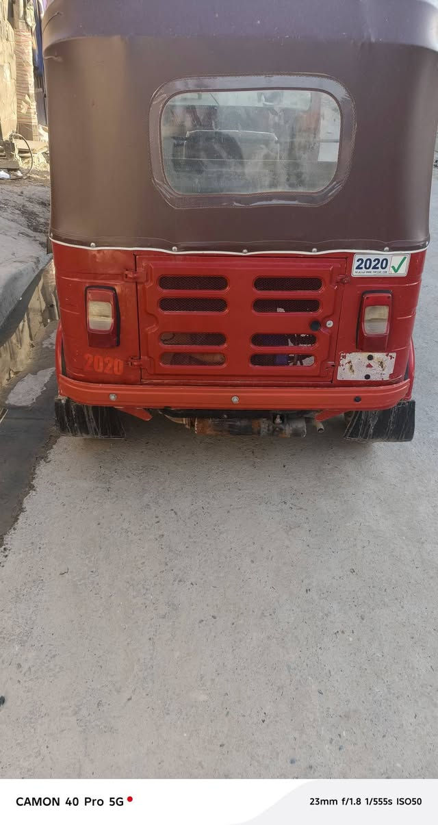 السلام عليكم تكتك عشرين رقم المكان بغداد البلديات ***********
