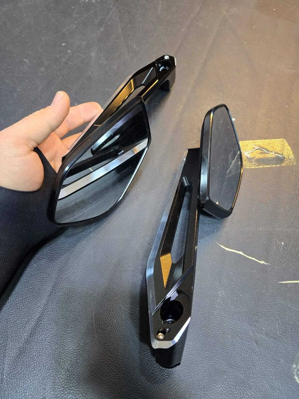 السلام عليكم
حديد ثقيل مختم
الي يفيده ينطي سعر طيب وبالعافيه


**إذا كنت صاحب هذا الإعلان وتريد حذفه لأي سبب، رجاءا أرسل رسالة إلى الدعم الفني**