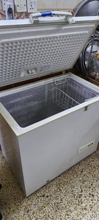 مجمده حجم ١٢ للبيع نظيفه كلش السعر ١٢٥ المكان بغداد الجديده الاتصال ‏‪...