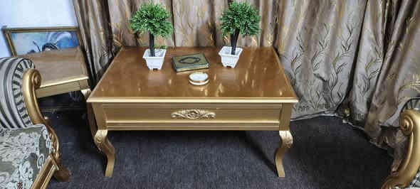 السلام عليكم تخم 10مقاعد ملكي نضافه 99 لسعر 450 ويا طبلات وحده جبيره وحده الصغيره ***********بي واتساب
