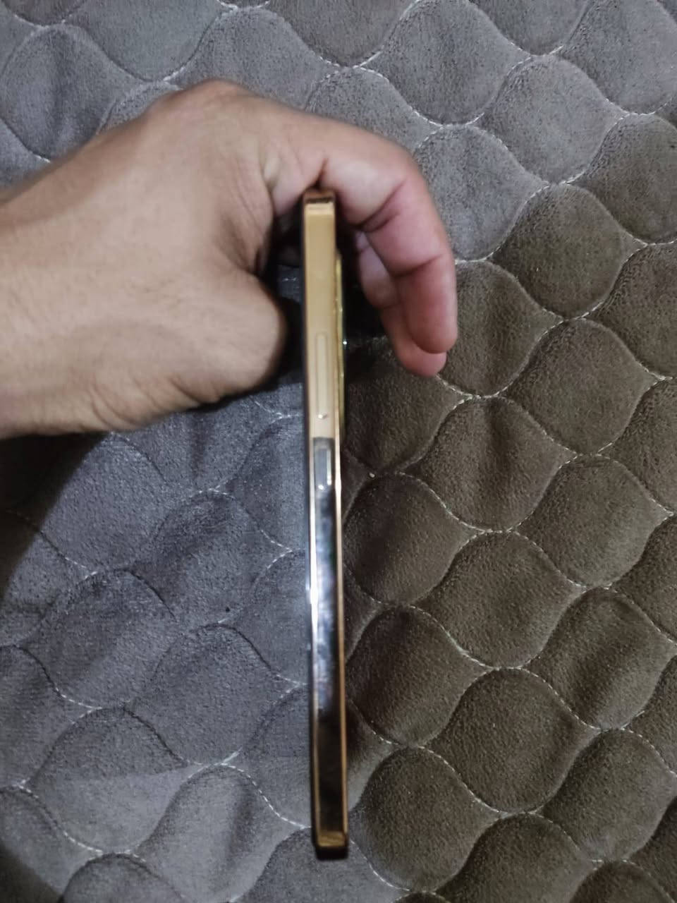 السلام عليكم جهاز هونر x9d للبيع
الشاشة: 6.79 إنش AMOLED
الدقة: 2640 × 1200
معدل التحديث: 120Hz
المعالج: Snapdragon 6 Gen 4
الذاكرة: 8 أو 12 جيجابايت RAM
التخزين: 256 أو 512 جيجابايت
الكاميرا الخلفية: 108MP + 5MP واسعة
الكاميرا الأمامية: 16MP
البطارية: 8300mAh
الشحن السريع: 66W
النظام: Android 15 مع MagicOS 9.0
مقاومة الماء والغبار: IP66 / IP68 / IP69 / IP69K �
السعر 400الف وبيه مجال جهاز نضيف كدامك واضح استخدام كم شهر.


**إذا كنت صاحب هذا الإعلان وتريد حذفه لأي سبب، رجاءا أرسل رسالة إلى الدعم الفني**