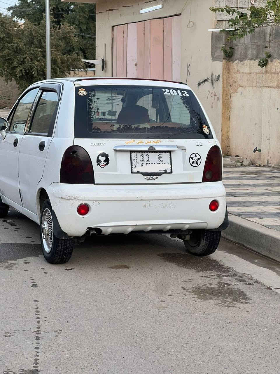 السلام عليكم
سيارة QQ
2013
كير عادي 5 نمر
كير محرك خير من الله
4 سلندر 
رقم بغداد دولي بأسمي ثاني يوم التحويل
سنوية لـ 31
هزة جديد
كهربائيات كلها شغالة
لايت زينون عالي وناصي ونشرات خارجي وداخلي
السيارة جديدة وفول نضافة
لسيارة جاهزة وتاخذها ربع متصرف عليها
واحلا من الصور
مكاني تكريت القادسية
***********
