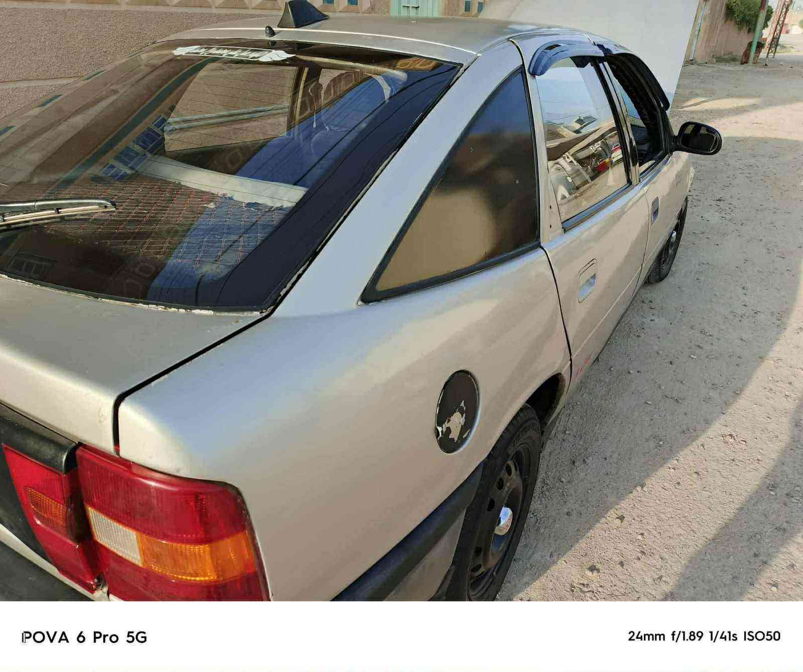 سلام عليكم أوبل فيكترا مكينه برنس مكفوله سياره نضيفه من نوزلات من كلشي كامله بس بيه طبله موزينه مكاني بغداد أبو غريب 
27 وبيه مجال ***********
