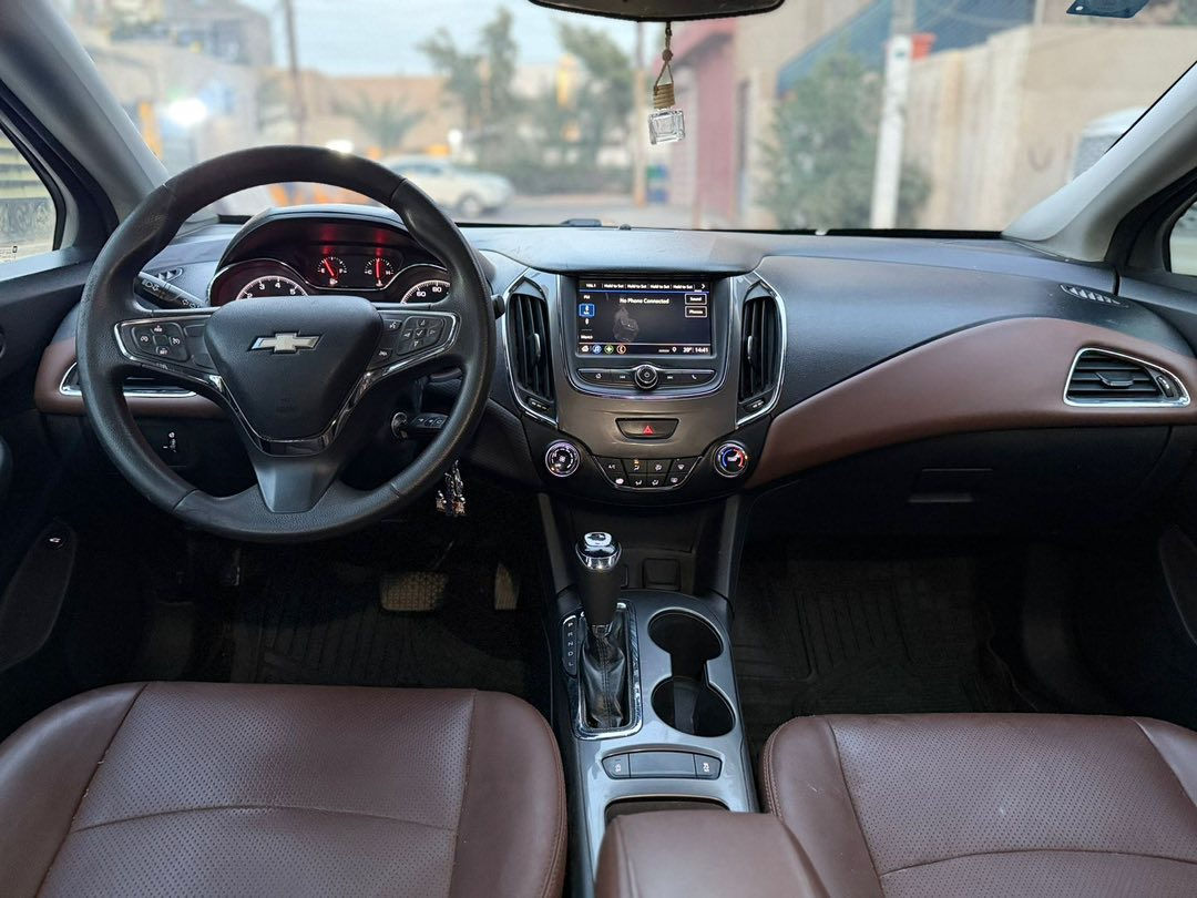 ✨ كروز 2019  LT ✨وارد امريكي نظيفة جداً
إذا تدور سيارة مرتبة قوية واقتصادية بالبنزين تمشي بيها وانت مرتاح البال وبدون أي مصروف ضررها  تبديل بنيد وجاملغين بدون دواخل لالغود ولاشاصي كير ومحرك مكفوله وشرط الفحص بحاله الوكالة ماشيه 80 الف فقط رقم بغداد الانكليزي
 مشروع وطني تحويل ثاني يوم سعرها (112) وبيها مجال بسيط حك الجية
✨مكان السيارة بغداد ✨
🔹 المواصفات: 
✔ كراسي جلد ملكي جوزي 
✔ دشبورل  وأبواب جلد 
✔ زجاج دبل
✔ سايد بريك بالقدم
✔ أوتو ستوب بالترافك تتوقف وينشط المحرك مره اخرى
✔ ليتات LED وعدسات
✔
✔ كاميرا + شاشة وكالة
✔ تحكم كامل من الستيرن
✔ شاشة عدادات معلومات كاملة
✔ 4 جامات كهرباء
✔ مانع انزلاق
✔ محرك 1.5 تيربو قوي واقتصادي جداً بانزين عادي
✔ تبريد حار/بارد كمبريسر شرط وكالة
✔ كير أوتو + عادي 6 نمر
✔ شاشة آيباد وكالة ابل كار بلي 
✔شاشة فحص الاطارات


**إذا كنت صاحب هذا الإعلان وتريد حذفه لأي سبب، رجاءا أرسل رسالة إلى الدعم الفني**