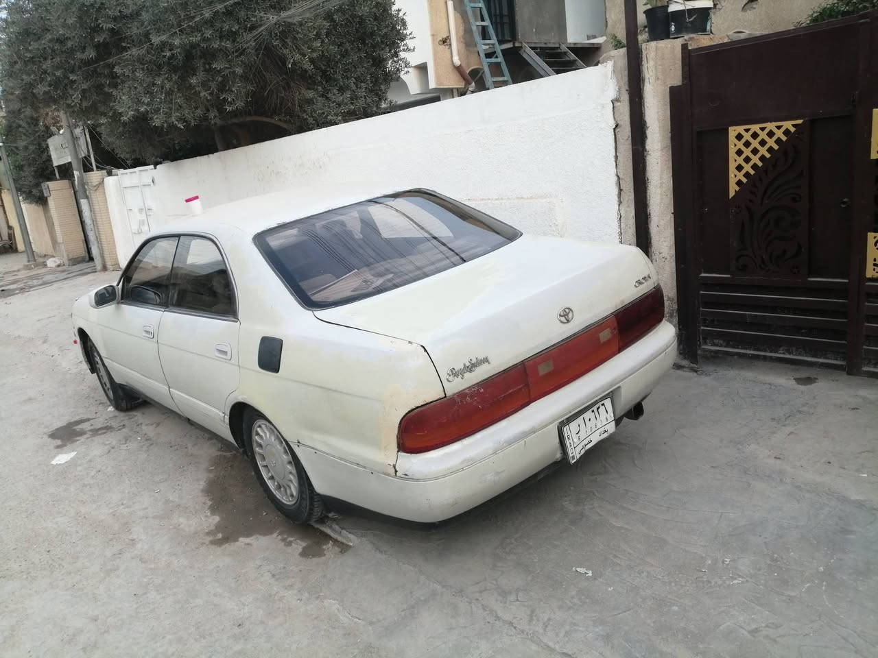 كراون بطه موديل 1992 تحويل ثاني يوم بأسمي صار١٣ سنه جانيها مكفوله سنويه لغاية ٢٩ سعرها مناسب الشراي يتصل رقمي وات ساب ***********
