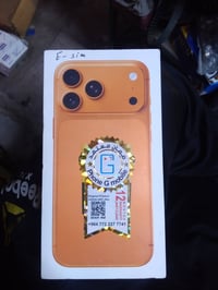 آيفون ١٧ برو ماكس • شحن ١٤ مره • بدون خدش