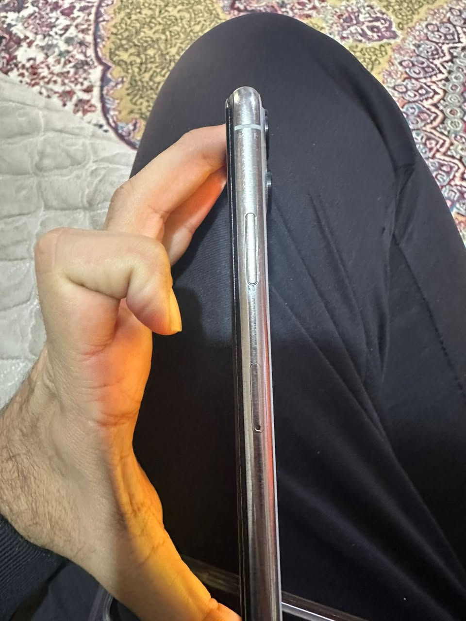 السلام عليكم عندي ايفون 11 برو ماكس ذكره 256 مبدل شاشه اصليه 3 خيارات وبطاريه اصليه 290 التواصل ***********
