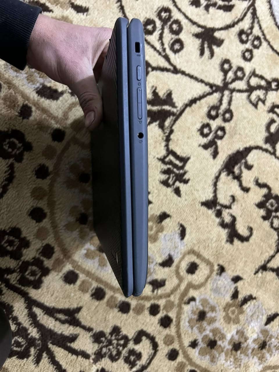 لابتوب وأيباد بنفس الوقت قلاب 360 درجة لمس كروم بوك
*حجم شاشة ألابتوب 12 انج
*ذاكرة الابتوب  32 قابل لتوسع عن طريق رام خارجي
الرام 4 
يحمل جميع البرامج 
نضيف جدا الصوت عالي وضوح الفيديو كدامك السعر 125 وبي مجال لطيبين الاستفسار ***********
