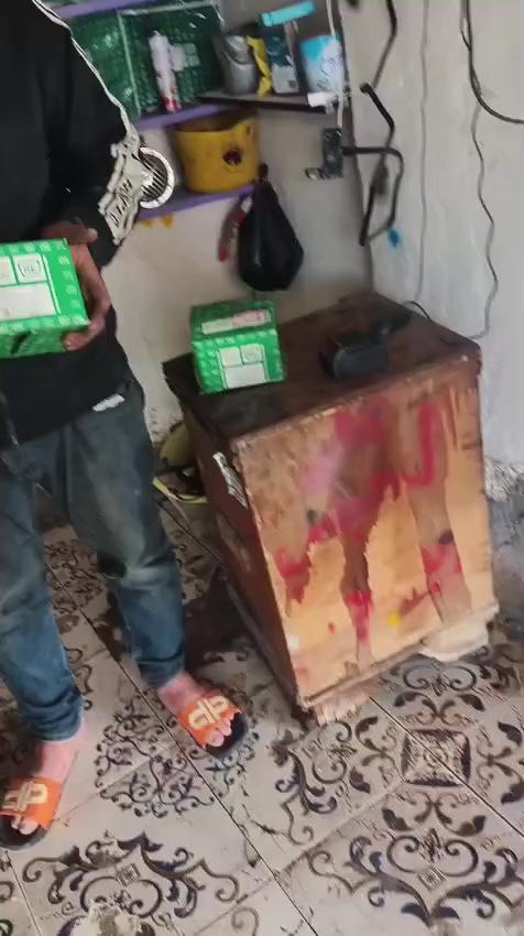 السلام عليكم نتبهو الن كله جاي تقش واني مكاني رفاعي اي شخص يجيني انطيه رقم الشريكه يدزواله غراض تره جذب


**إذا كنت صاحب هذا الإعلان وتريد حذفه لأي سبب، رجاءا أرسل رسالة إلى الدعم الفني**