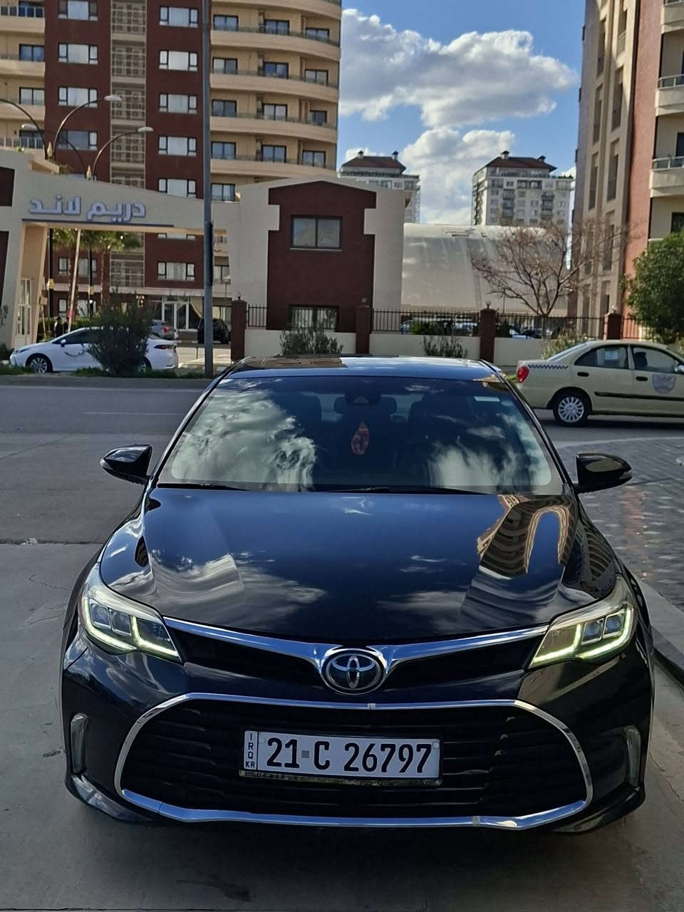 تويوتا افلون 2017 مواصفات تورينك فول مواصفات لون اسود كذاب
ملاحظة السيارة هزة فحص رقم سنوية جديد السياره بسمي تحويل وكالة بنفس اليوم 

حادثها خلفي فقط صندوق بيها صبغ بجم كبس بشرط بدون ايرباك صور الحادث سونر موجود بالمنشور 

محرك V6 حجم 3500 بنزين ماشية121ميل
شاشة بصمة كامرا سلايت كوشنات جلد كوشنات تدفئة كوشنات كاربا لايتات ليد  زينون  تبريد قطعتين رادار جانبي رادار أمامي رادار تحديد مسار بعد هواية مواصفات السيارة حيل نضيفة جاهزة مابيها اي نقص بشرط كير محرك تبريد ايرباك كهربائيات بشرط هزة رقم سنوية جديد بسمي السيارة  تايرات جديد للإستفسار اكثر اتصل ***********
