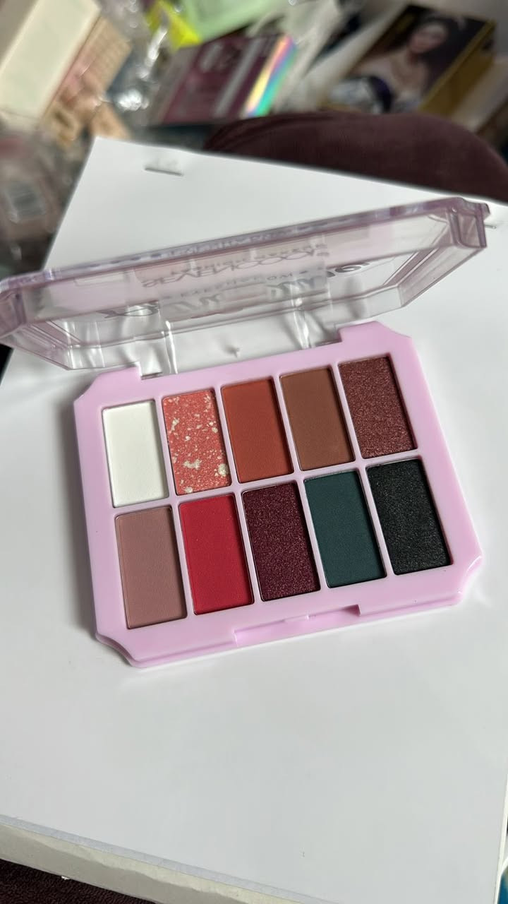 سلام عليكم بنات شلونجن عندي مكياج شيكلام كلش زين وسعره زين الي حابه خل تعلق


**إذا كنت صاحب هذا الإعلان وتريد حذفه لأي سبب، رجاءا أرسل رسالة إلى الدعم الفني**