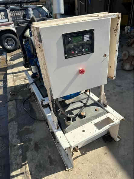 السلام عليكم      لسعر    ٣٦$ ورقه

مولده بيركنز ٤٥ كي في ٤ سلندر شغاله
العنون مجمع مشن مقابيل شارع جاك عبود
***********
*********** بغداد
