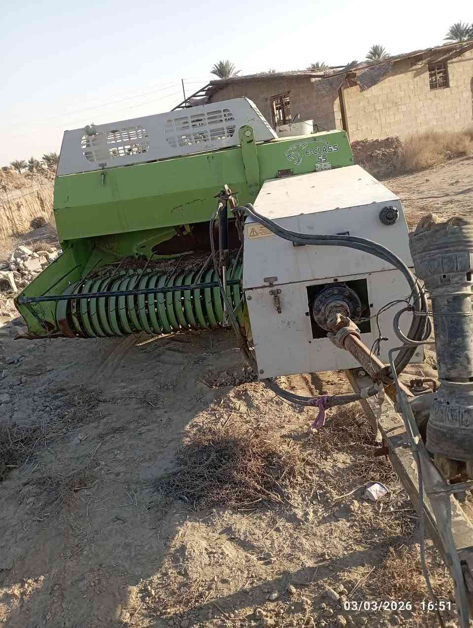 كابسة للبيع موديل ٢٠١٧نضيفة الاستفسار ***********
