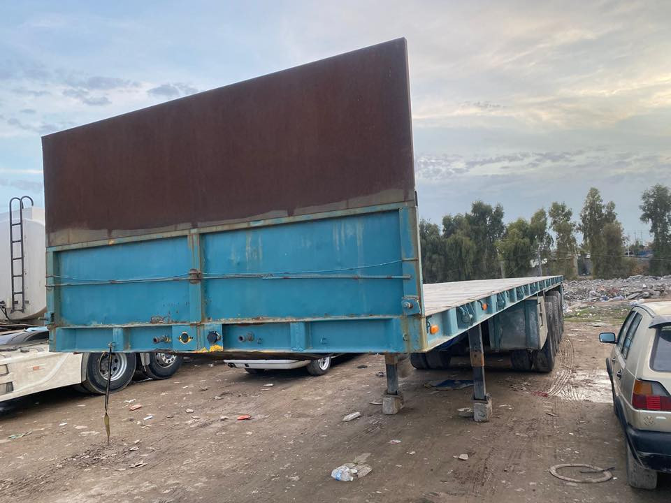 السلام عليكم 

للبيع عربانه حداديه اربع دناكير فصال الجرف سبرنك الرابع رفاع دناكير 14 طولها 13,70
كفاله عامه  من الدنكير للدنكير
للاستفسار ***********
