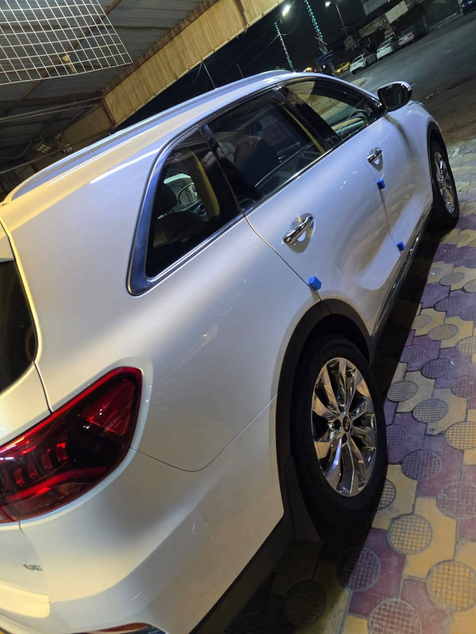 سلام عليكم 
سورنتو خليجي ١٩

٦ سلندر مكفوله كفاله
٧ راكب
كشنات جلد كهرباء
حساس امامي خلفي
كامره دواره
بصمه ترحيب
مواصفاته معروفه
رقم مثنى جديد
باسمي
مكان السياره سماوه المركز
رقم الموبايل ***********
