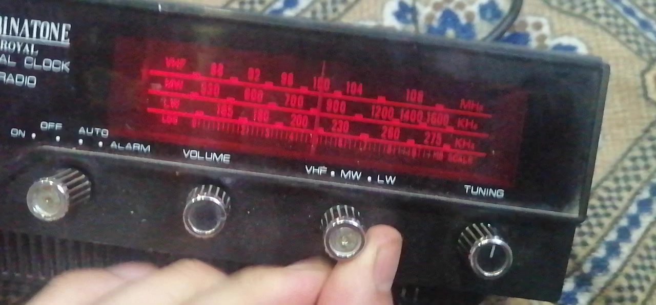 راديو كوري
شغال لكن بدون صوت
السعر 16مع التوصيل


**إذا كنت صاحب هذا الإعلان وتريد حذفه لأي سبب، رجاءا أرسل رسالة إلى الدعم الفني**