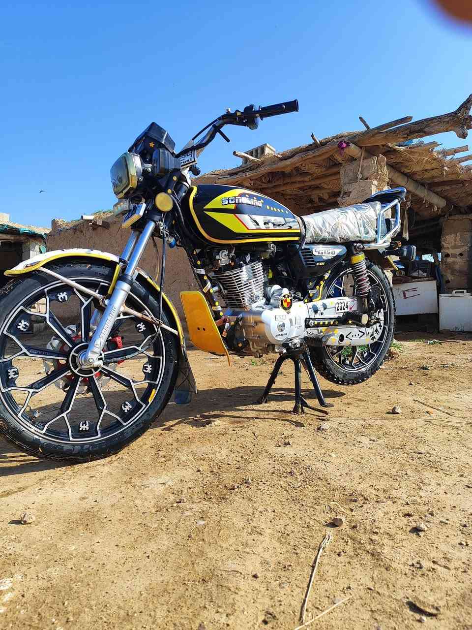 سولينك للبيع 150موديل 2024اي عيب مابي ***********
