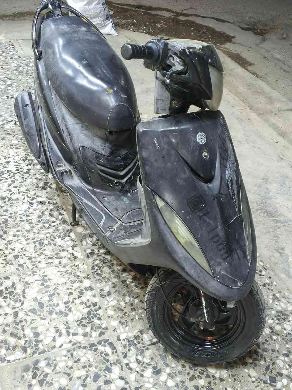 السلام عليكم ماكس للبيع دراجه مال رمبه جديده معتاز و اريد ابيع كلها ختم واحد اوراق كامله كلها بلاديه مملعوب بيها كهربائيات كلها شغاله عارضها ب550وبيها مجال مكاني بغداد حي النصر ***********
