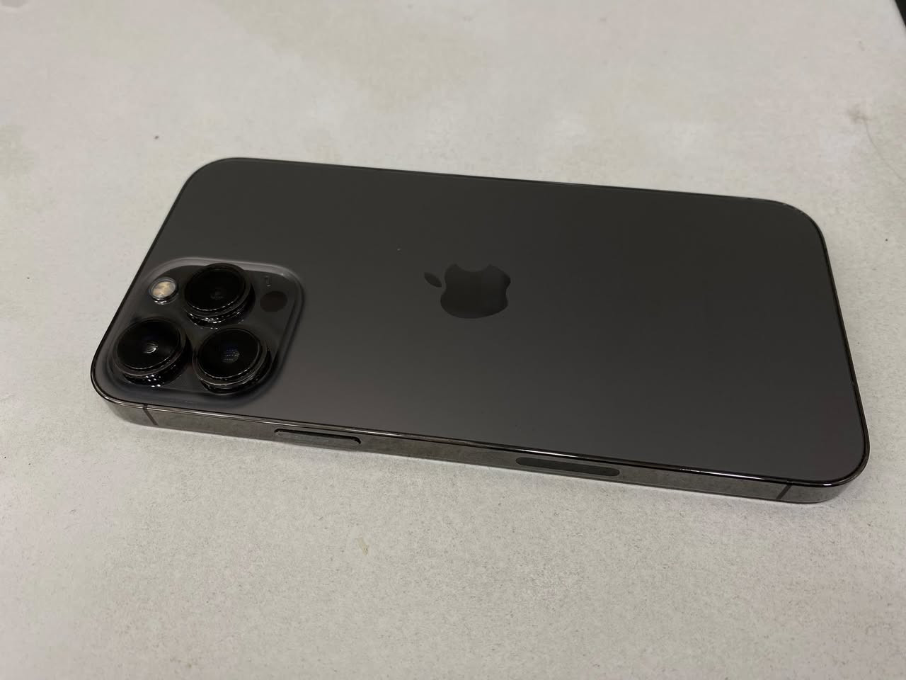 13 pro max
جهاز نضيف بمعنى  لكلمة 

السعر 660الف

بطارية 88
ذاكره 256
لون اسود 
نموذج m
مبدل كامره فقط 
فيس ايدي كلشي شغال 
***********
بغداد الزعفرانيه
