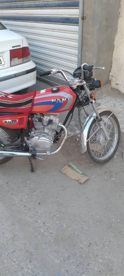 دراجه للبيع جديدة صاله اقل شهر طالع من الوكيل 
اوراق سكنر بعده دهن ممبدل شراي يتصل 
***********
