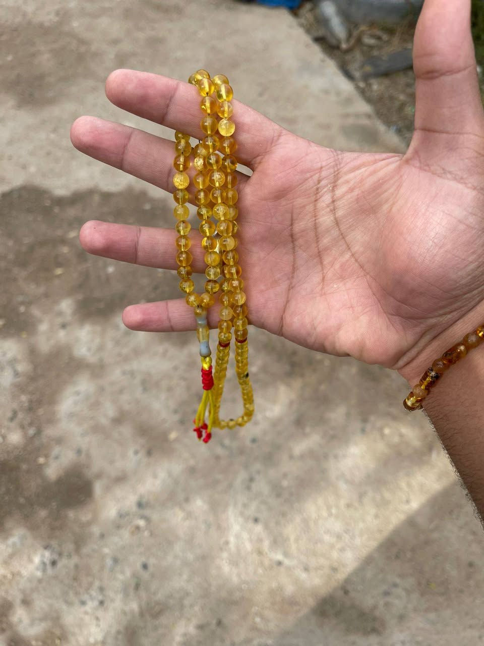 سلام عليكم 
كهرب بولوني (سوار + سبحه)
سعر قفل 90 مع التوصيل


**إذا كنت صاحب هذا الإعلان وتريد حذفه لأي سبب، رجاءا أرسل رسالة إلى الدعم الفني**