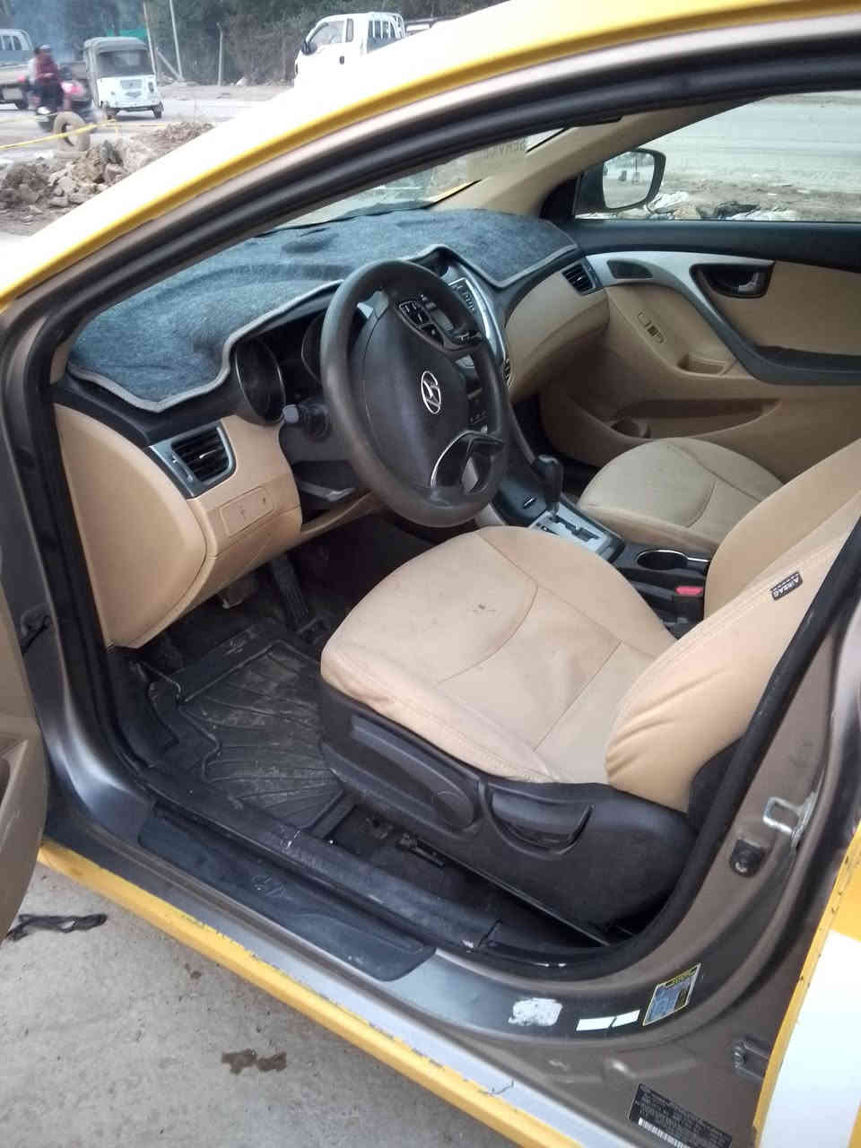 النترا موديل ١١مكينة ١٨٠٠ حادثهة جاملغ خلفي السعر ٧٩رقم الهاتف ***********
