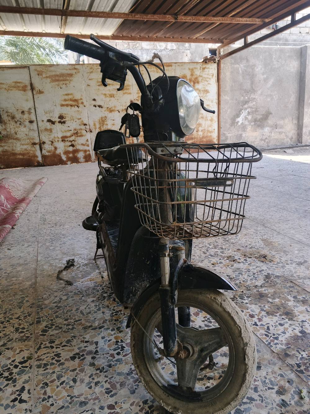ب 100 عقل وملف وبطاريات شغالات كلشي ما بيهن
موقع ابو خصيب