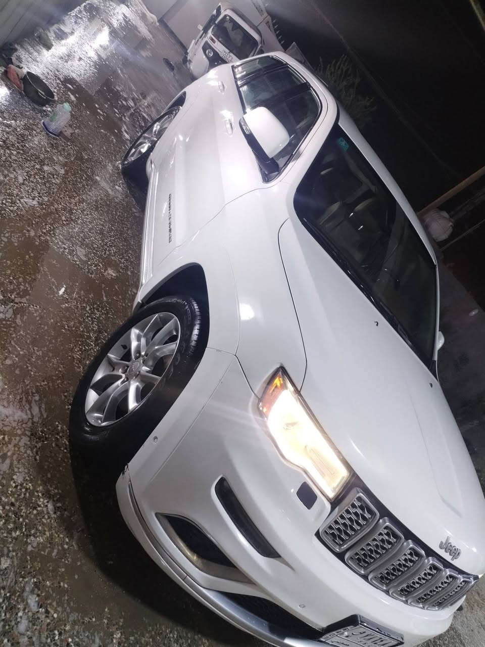 جيب سومنت وارد أمريكي موديل 2016 كلين السعر 250$ وبيه مجال لشراي ***********
