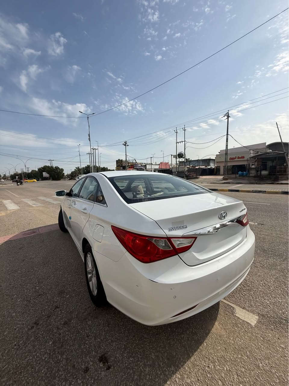 للبيع هيونداي سوناتا موديل 2011
📌 رقم 40 دولي – إنجليزي جديد (رقم أربيل)

السيارة كلش نظيفة ومكفولة
✅ بيها باردات بسيطات
✅ ماشية 125 ألف كم
✅ جاهزة من جميع النواحي (تشغل وتطلع)

🔹 المواصفات:
• محرك 2400
• ويلكب حديث
• غرفة السيارة نظيفة
• القشر نظيف جدًا
• تبريد ممتاز
• نظافة السيارة عالية

📍 المكان: النجف – حي السلام
📞 رقم التواصل: *********** النجف, العراق
