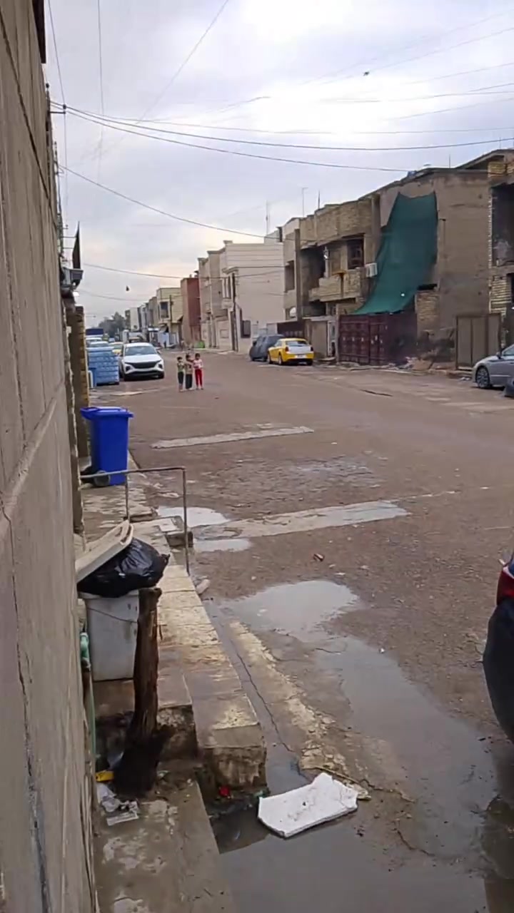 سلام عليكم بيت للبيع مساحه 62ونص واجها 5 نزال 13بيت كامل فقط محجر طابقين شارع عشرين قرب افران الزيتون شارع 15رقم هاتف *********** بي واساب
