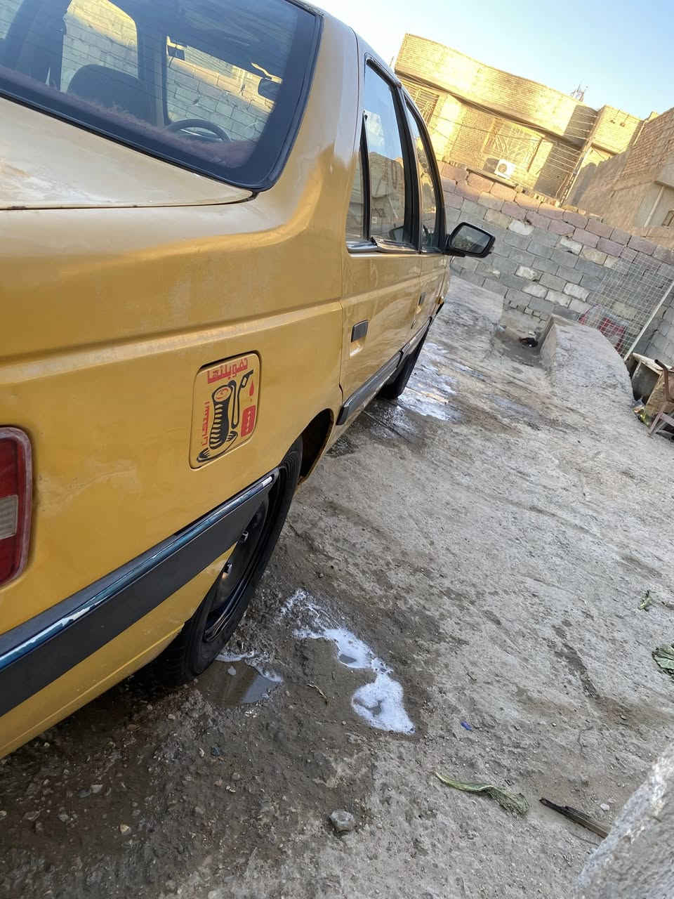 سلام عليكم سياره بيجو 405البيع رقم بغداد إنكليزي. بسمنه سنويه 2031هزه جديده سنويه جديده مكينه وكير وحداديه وتخم تاير جدد سياره مكفوله من الضربه والتبديل فقط جاملغ امامي مبدل فقط بدون دواخل سياره حلوه مرتبه ومال جناي دواخل جديده سياره احله من البل صوره كهربائيات كلها شغاله اشاير لد اصلي السعر 28وبيها مجال الشراي مكان كربلاء رقم الهاتف ***********/***********
