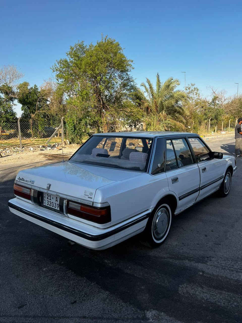 السلام عليكم عندي سوبر موديل 85 مكفولة من الضربة بيهة تلث قطع صبغ ابيع احزام  مكينة وكير بطة 2500مكينة وكير مكفولات صدر امامي وخلفي جديد تخم  تاير رقم سليمانية الجديد هزة جديدة  سنوية باسمي  مكان السيارة بغداد الهاتف *********** مكلف بالنشر
