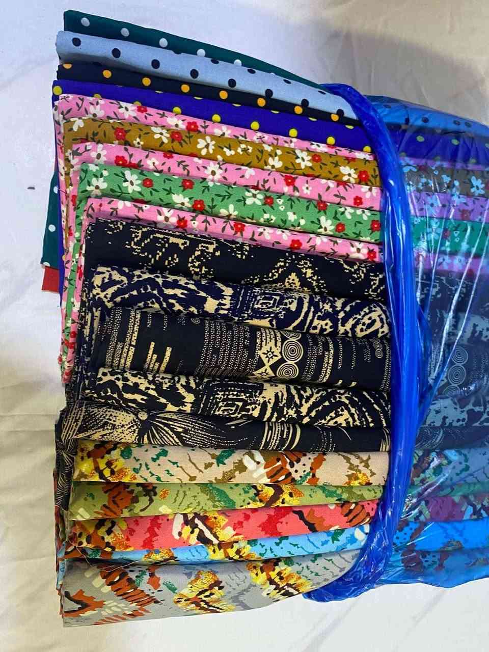 اسعار. مناسبه.  الاقماش قطعتين. اب 500. الاف.    ملابس. اي قطعه 500. تلاف.     ***********.  بي. واتساب
