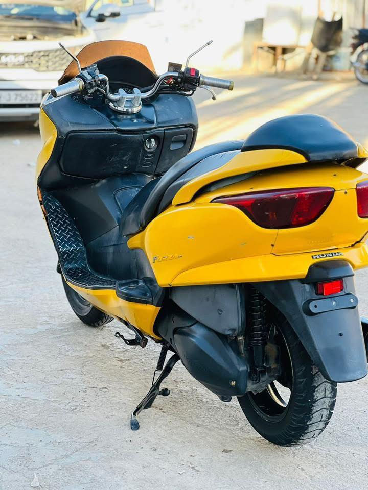 لسلام عليكم دراجة فورزا 08البيع دارجه خير من الله سعر (550الف)وبيها مجال اوراق الوكيل موجودة الاستفسار الاتصال هاتف واتساب رقم *********** العنوان بابل محاويل
