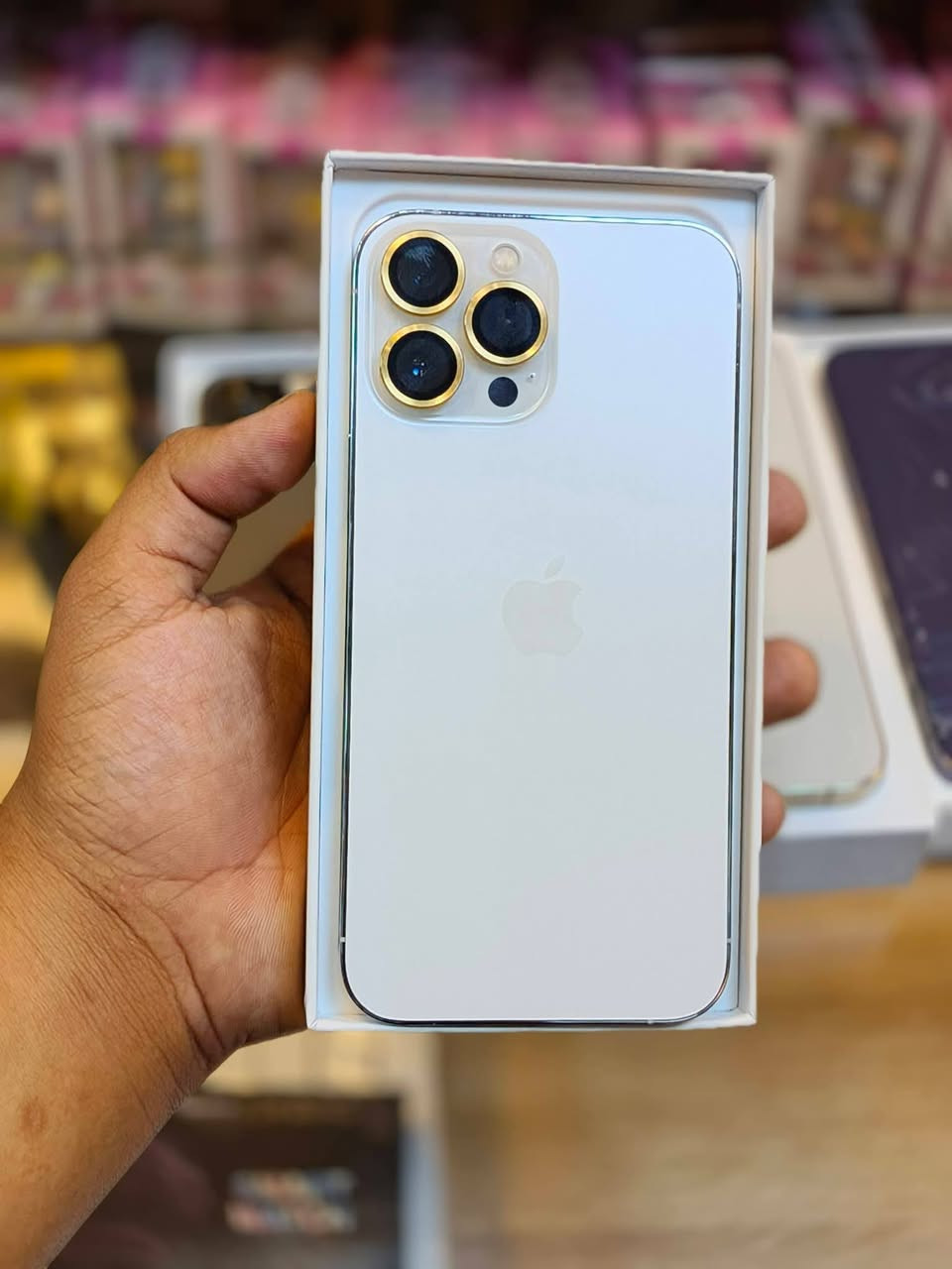 💙  ايفون 13 برو ماكس  💙
🔥 السعر 445 الف دينار  🔥

ذاكره 256
بطاريه %100 مستبدل قطعه اصليه من ابل 
نضافه %100 
نموذج M امريكي اصلي  ✅
فيس ايدي شغال
مستبدل.شاشه قطعه اصليه من ابل  ✅
فيس ايدي شغال 
كله شغال ومكفول 

العنوان النجف الاشرف 
اتصال ***********📞📞
