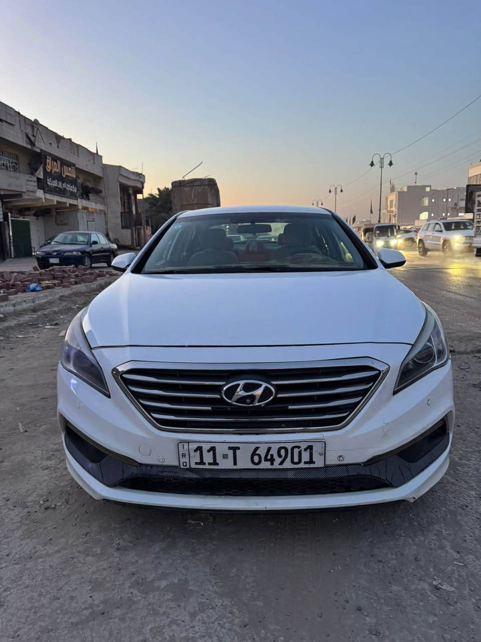 سلام عليكم 
سونتا 2017 للبيع وارد امريكي 
حادثة بنيد فقط بدون دواخل مكفولة قطعة وحدة فقط بس البنيد مبدل شركة اصلي ابو القيطان 
سيارة بيه تكشير بلقمارة وبية بلصندوق قليل 
سيارة بحالة جيدا جدا عضمتة صدرة كيرة مكينته فول 
مكينته 2400 جي دي اي بدون قطرة دوانز 
سيارة جاهزة ترايك وين ميعجبك 
السعر 118 وبية مجال قليل 
مكانة بغداد حي اور 
رقم الهاتف *********** بغداد, العراق
