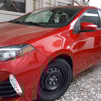 كورلا 2017 أمريكي حادثه بنيد فقط وباب السايق كلير بدون دواخل بدون ايرب...