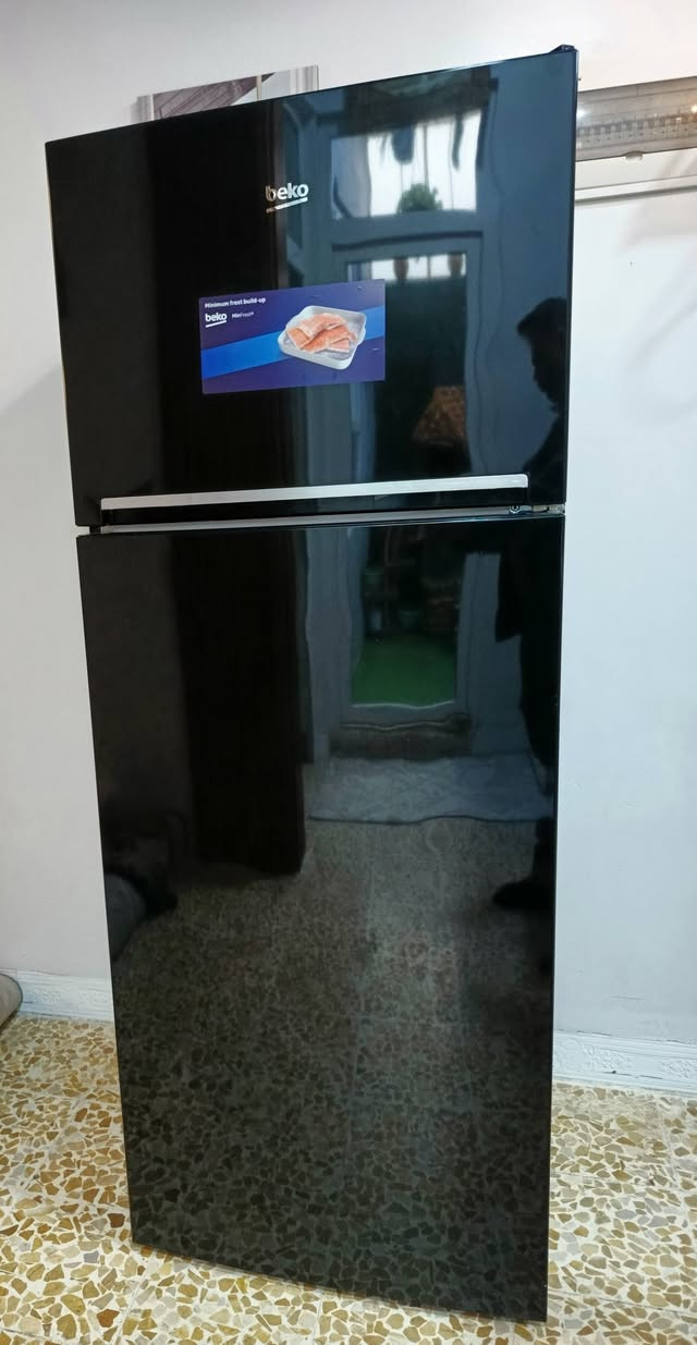 ثلاجة بيكو حجم 18 جديد ما مستخدم بعدها بالكارتون مستعجل عالبيع السعر مناسب جدآ  ((475,000))
العنوان .موصل . للأستفسار 
***********
***********
