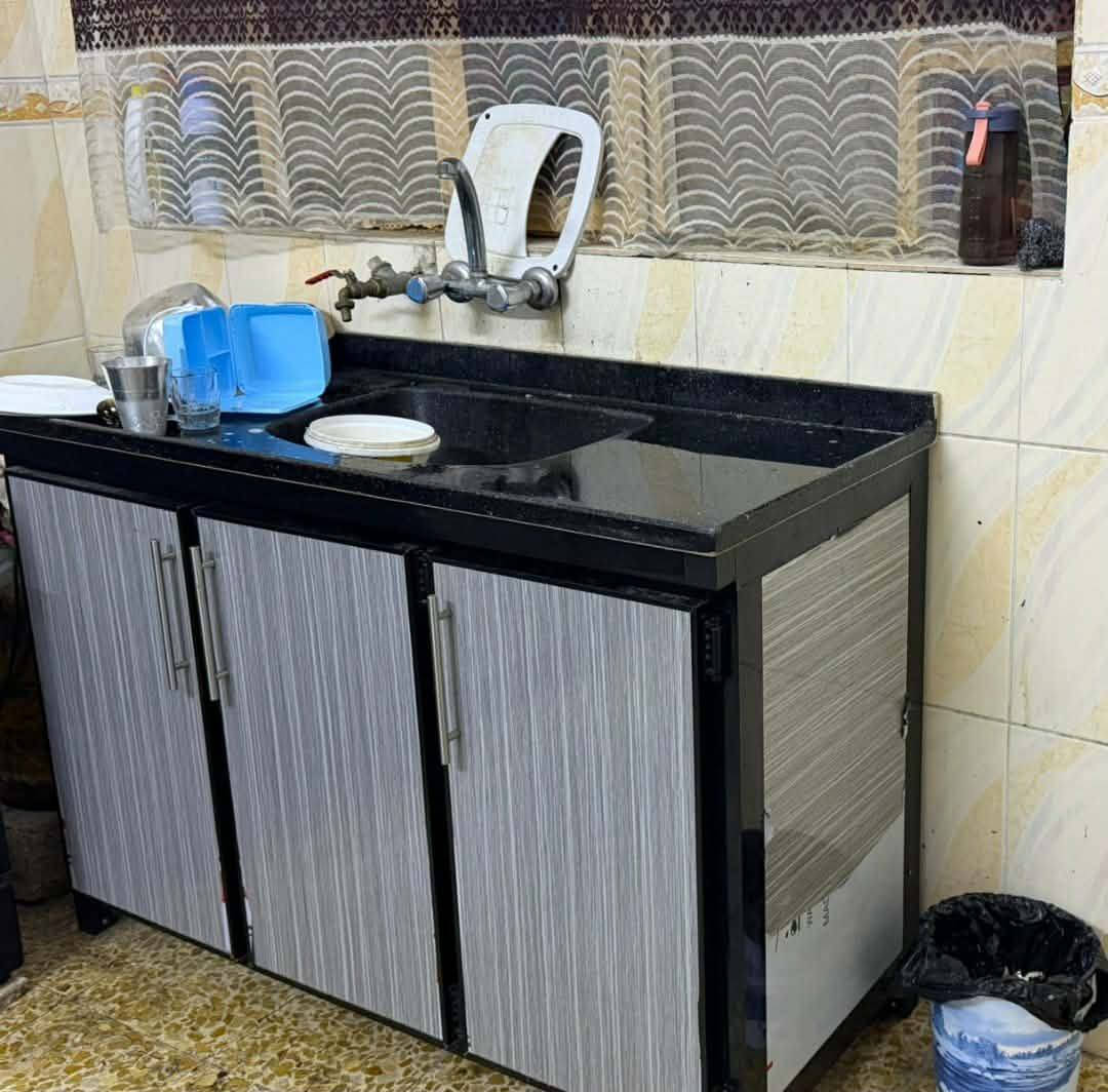 كاونتر اخو الجديد
حي الأندلس
230 الف وبيه مجال
***********
