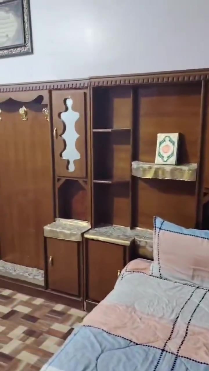 السلام عليكم غرفه خشاب للبيع  ماعرف سعرها


**إذا كنت صاحب هذا الإعلان وتريد حذفه لأي سبب، رجاءا أرسل رسالة إلى الدعم الفني**